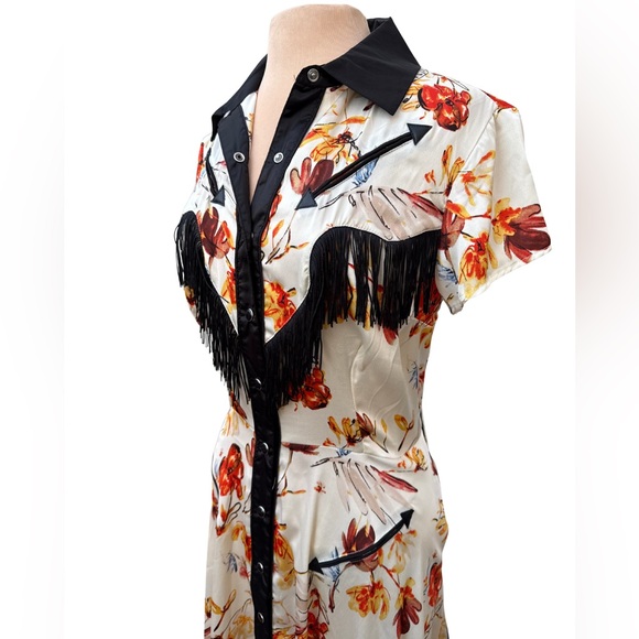 Unique Vintage Floral Western Dress with Fringe - Picture 2 of 6